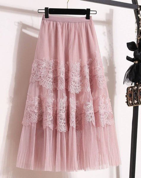 Lace & Tulle Midi Skirt in Pink