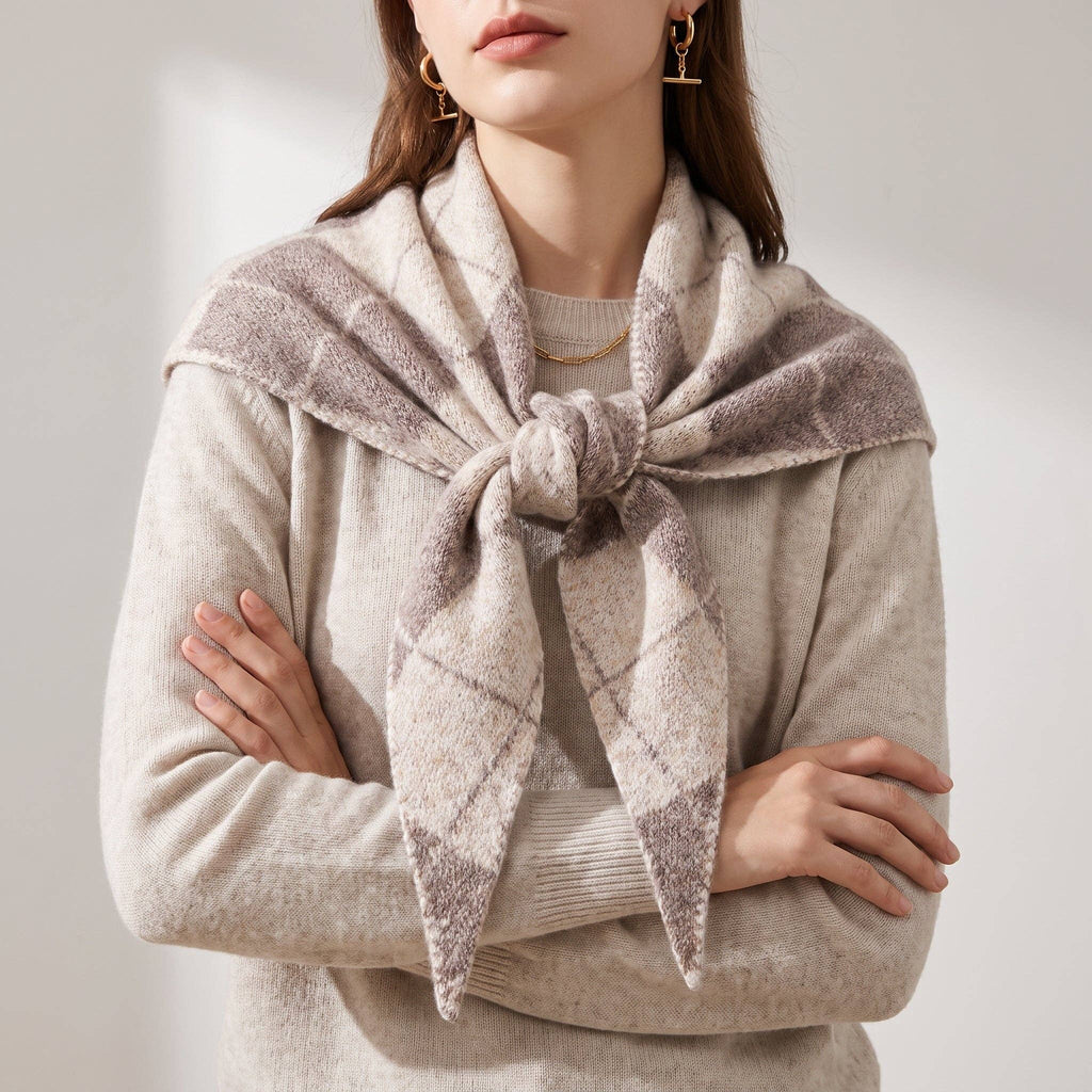 Traditional Check Triangle Heavyweight Scarf in Cream/Beige