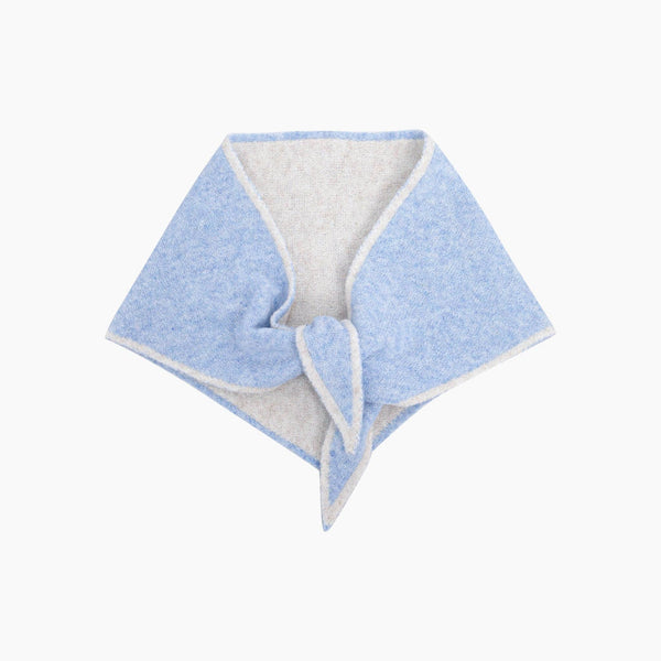 Contrast Trim Triangle Heavyweight Scarf in Light Blue/Cream