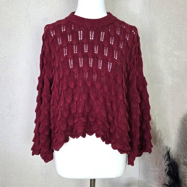Unique scallop knit jumper with beautiful balloon sleeves (S-M)