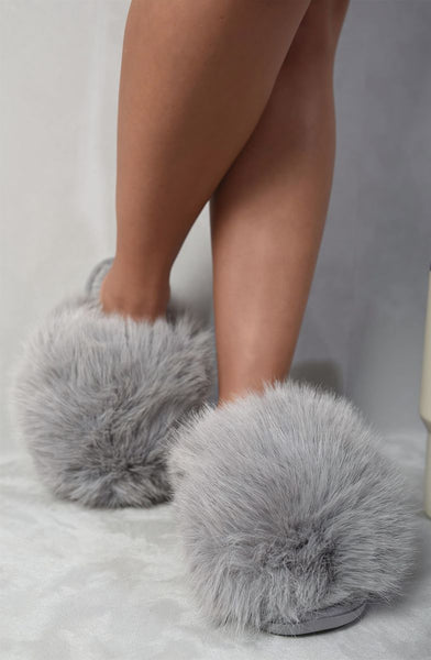 Fluffy Faux Fur Winter slide ons