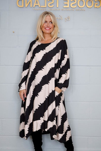 Brush Stroke Print Dress