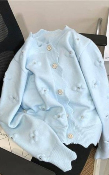 Scalloped Knit Cardigan with Pearl Floral Details